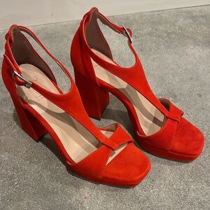 Naturalizer Jae Retro Poppy Red Block Heels Size 6